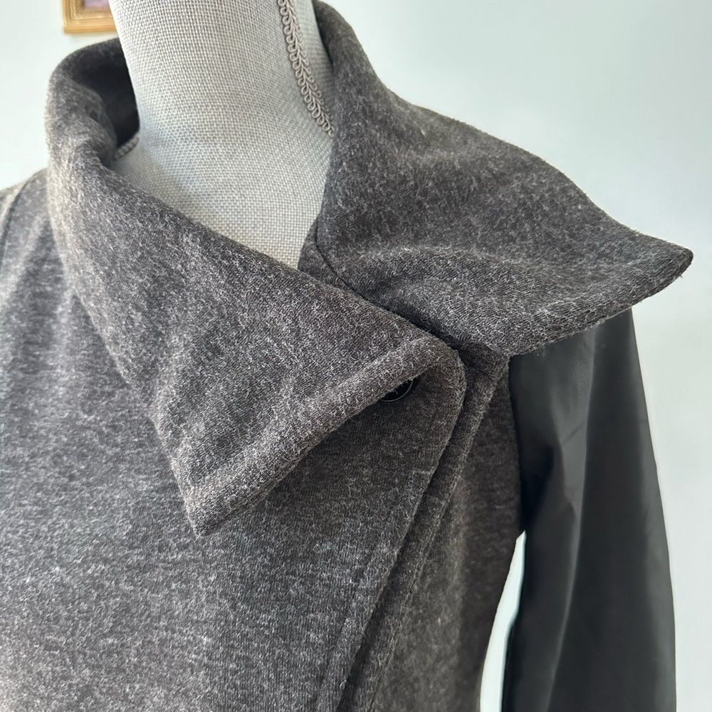 Fabletics Milano Coat Grey Black Faux Leather Sleeve Wrap Jacket size Small - Picture 9 of 10